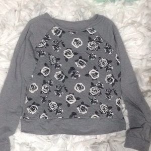 Long sleeve shirt with roses